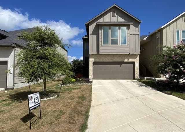 3-bedroom rental at 4439 Tiger Run in San Antonio, TX — photo 2