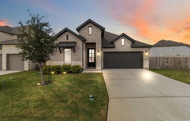 4-bedroom rental at 222 Poe Parkway in Castroville, TX — photo 1