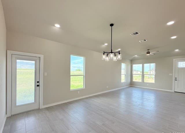 3-bedroom home for sale at 144 Camino Verde Ct in La Vernia TX