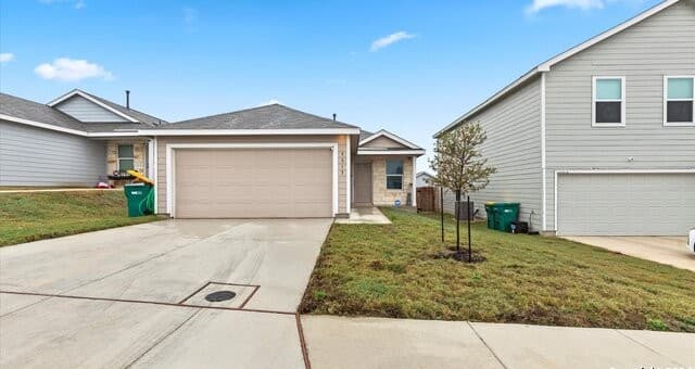 3-bedroom rental at 5315 Hornbeck in Converse, TX — photo 1