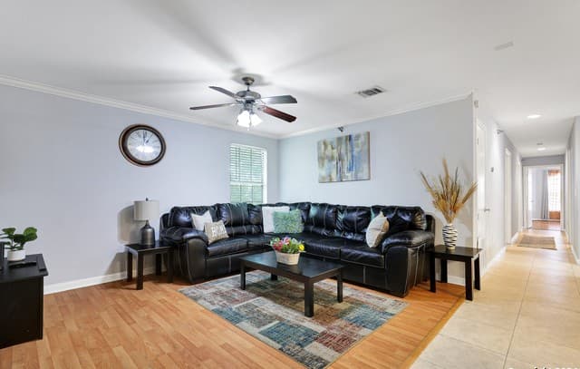 3-bedroom rental at 7323 Snowden Rd Unit 3308 in San Antonio, TX — photo 5