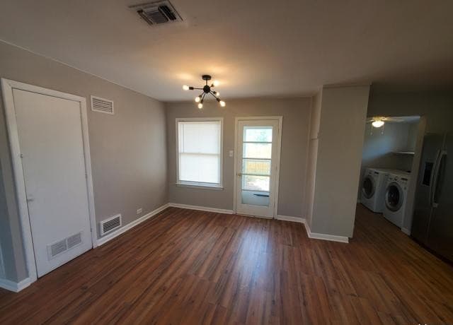 3-bedroom rental at 654 Santa Monica in San Antonio, TX — photo 5