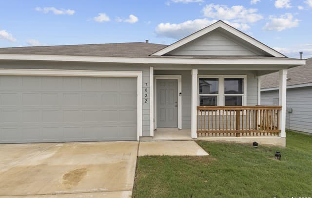 3-bedroom rental at 7022 Serf Pl in San Antonio, TX — photo 4