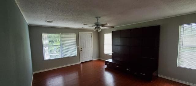 2-bedroom rental at 5410 Congo Ln Unit 1 in San Antonio, TX — photo 3