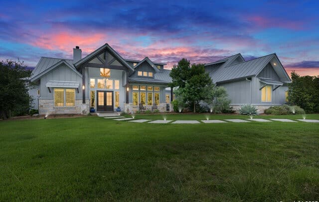 7-bedroom rental at 30 Verde Point in Boerne, TX — photo 3