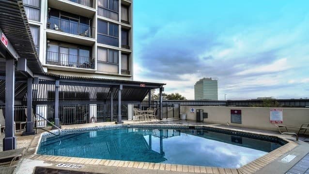 2-bedroom rental at 7701 E Wurzbach Rd Unit 1205 in San Antonio, TX — photo 5