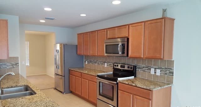 4-bedroom rental at 1332 Wagon Wheel in Schertz, TX — photo 4