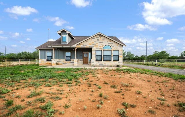 3-bedroom home for sale at 7306 Tiff Nicole in Von Ormy TX