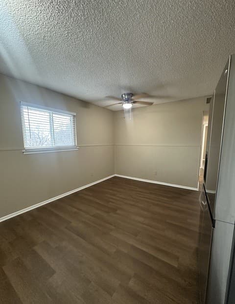 3-bedroom rental at 2129 Pat Booker Unit 11 in Universal City, TX — photo 5
