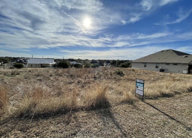 rental at 106 Daniel Jackson in Blanco, TX — photo 2
