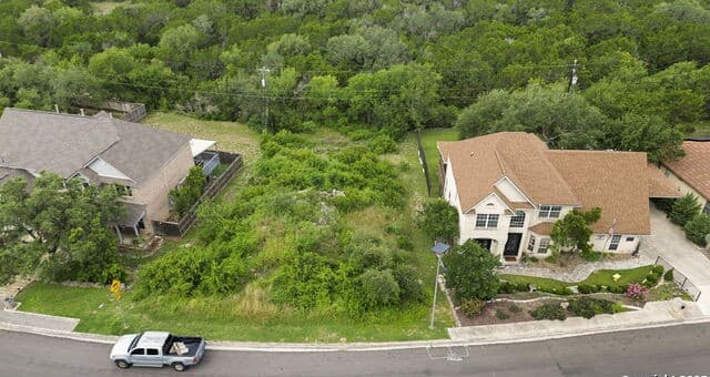 rental at 7438 Moss Brook in San Antonio, TX — photo 3