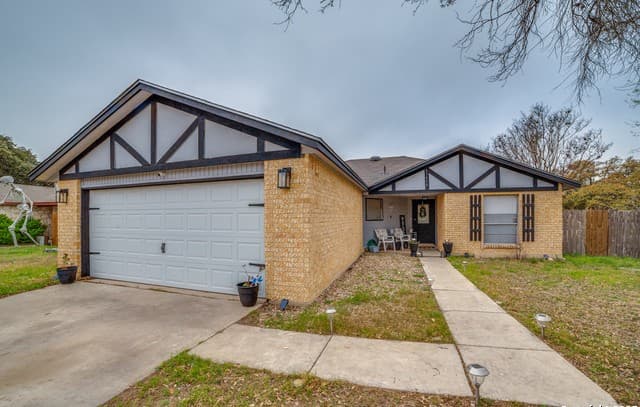 3-bedroom rental at 11455 Previn in San Antonio, TX — photo 1