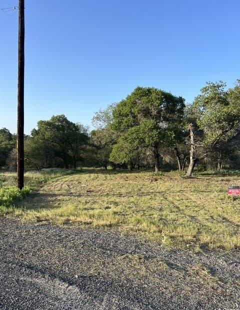 rental at 108 Timber in La Vernia, TX — photo 2