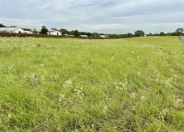 rental at 5029 Fm 2504 in Poteet, TX — photo 3