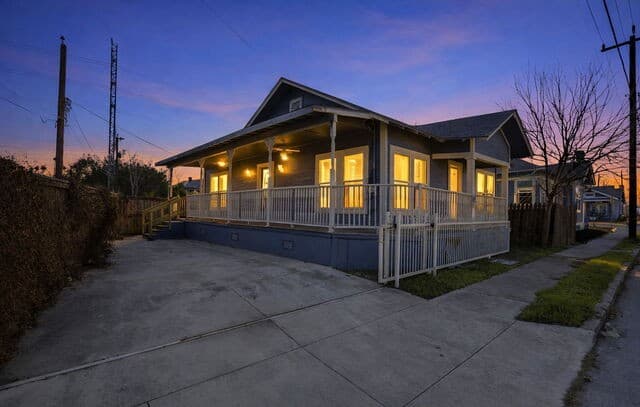 rental at 314 W Highland in San Antonio, TX — photo 2