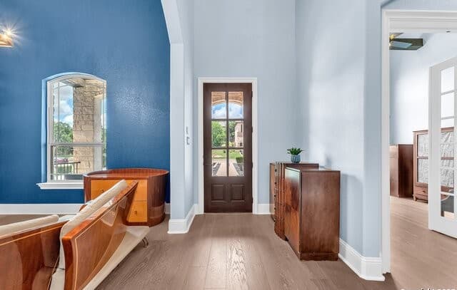 5-bedroom rental at 26214 Tawny Way in Boerne, TX — photo 5