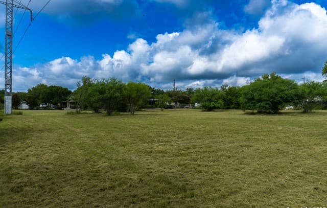 rental at TBD Groff Ave in San Antonio, TX — photo 4