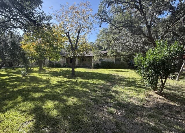 6-bedroom home for sale at 167 Riverwood in Boerne TX