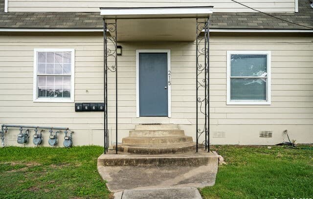 rental at 215 Blanco in San Antonio, TX — photo 3