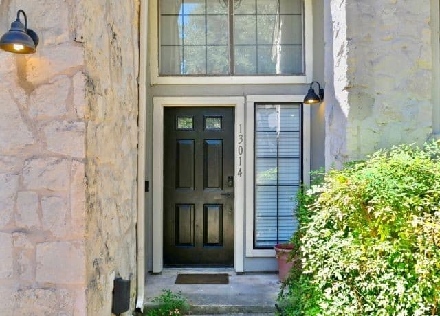 3-bedroom rental at 13014 Trent in San Antonio, TX — photo 3