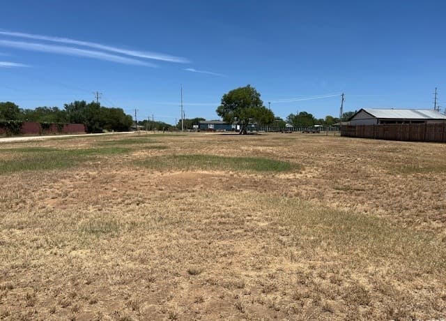 rental at TBD Mulberry in Jourdanton, TX — photo 1