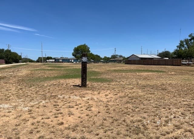 rental at TBD Mulberry in Jourdanton, TX — photo 2