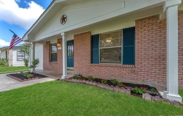 3-bedroom rental at 5131 Redding in Kirby, TX — photo 5