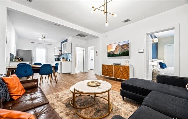 rental at 210 Wilkens Ave in San Antonio, TX — photo 1