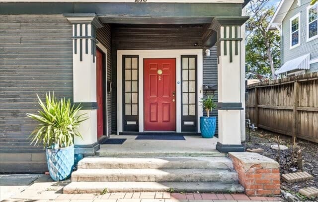 rental at 210 Wilkens Ave in San Antonio, TX — photo 3