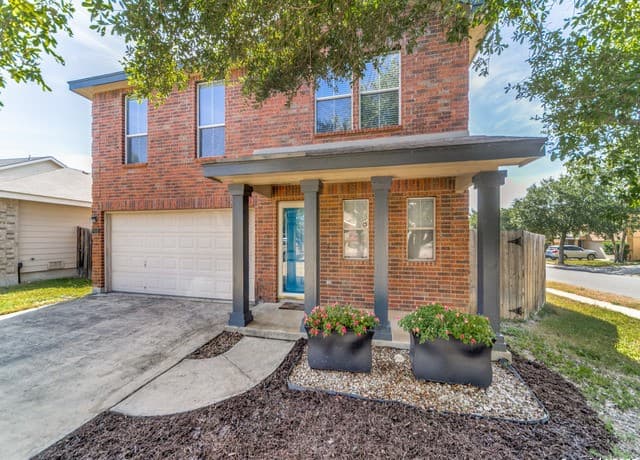 3-bedroom rental at 9510 Caspian Frst in San Antonio, TX — photo 2
