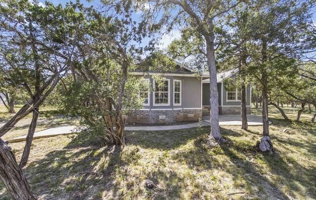 3-bedroom rental at 1260 Comanche in Bandera, TX — photo 1
