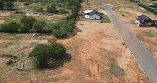 rental at P-9C Quesenberry RD in Von Ormy, TX — photo 5