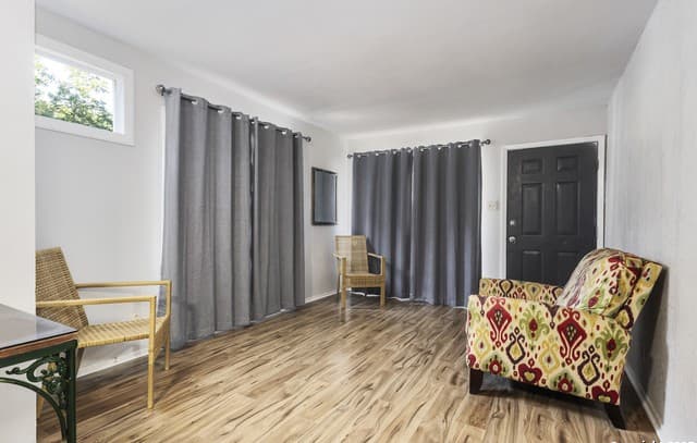 3-bedroom rental at 1125 91st in San Antonio, TX — photo 3