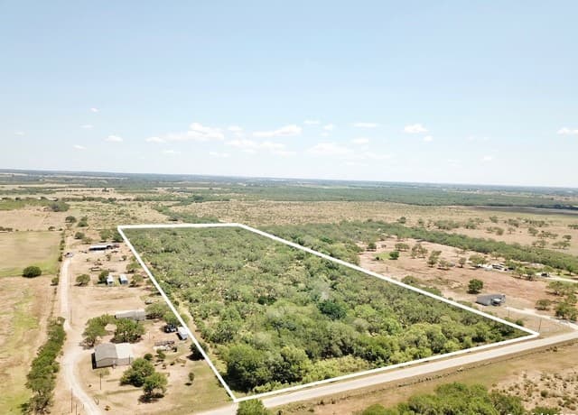 rental at 5440 Tabberer in Poteet, TX — photo 1