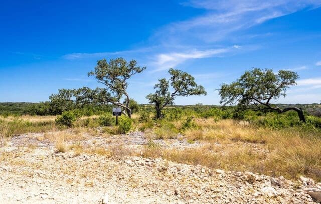 rental at 0 Grand Oaks in Hondo, TX — photo 5