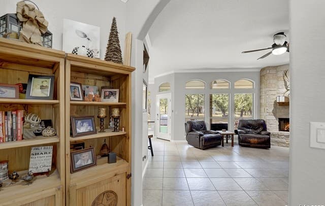 Home for sale at 162 Champions in La Vernia, TX — photo 4