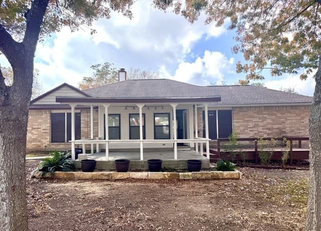 Home for sale at 4000 Cypress in Schertz, TX — photo 2