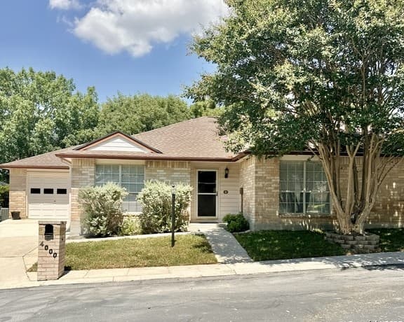 Home for sale at 4000 Cypress in Schertz, TX — photo 4
