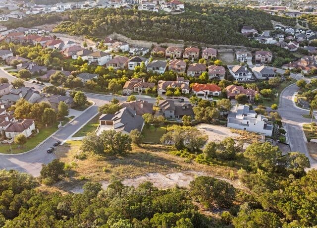 rental at 7118 Bella Garden in San Antonio, TX — photo 5