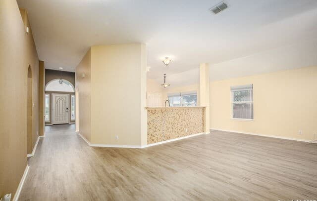 4-bedroom rental at 26906 Spiral in San Antonio, TX — photo 2