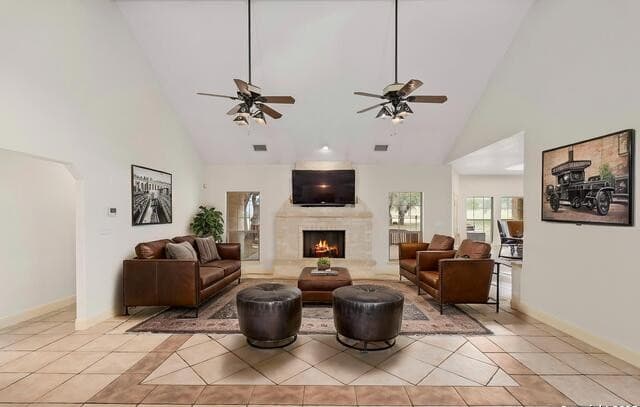 4-bedroom rental at 231 Broken Arrow in Floresville, TX — photo 2