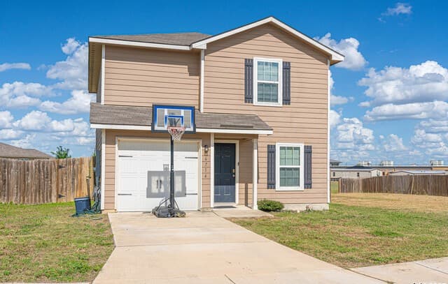 3-bedroom rental at 6714 Sabinal in San Antonio, TX — photo 1