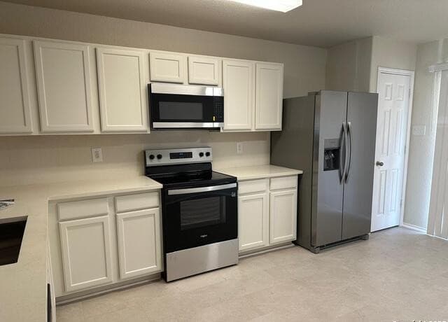 3-bedroom rental at 25346 Colt in San Antonio, TX — photo 4