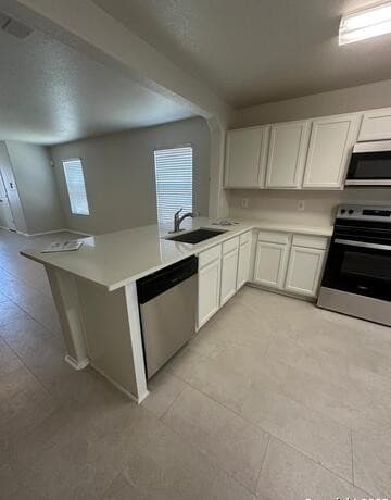3-bedroom rental at 25346 Colt in San Antonio, TX — photo 5