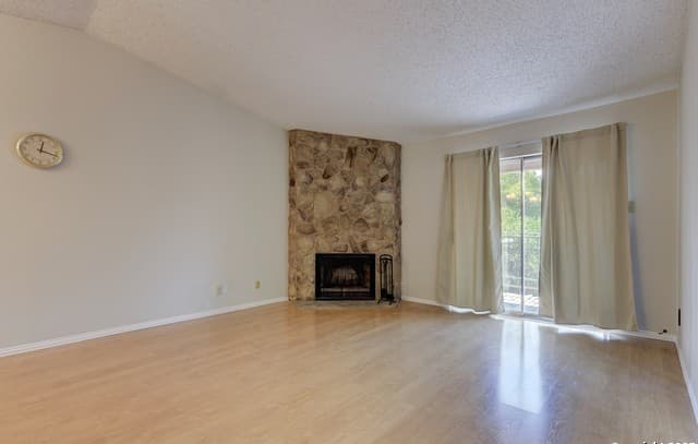 2-bedroom rental at 4119 Medical Unit 304 F in San Antonio, TX — photo 5