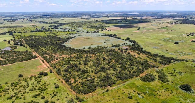 rental at 6032 (LOT 9) Cr 405 in Floresville, TX — photo 1