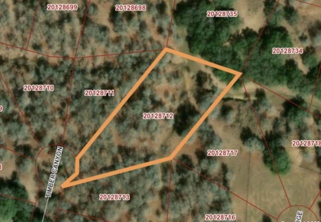 rental at 108 Timber Canyon in La Vernia, TX — photo 1