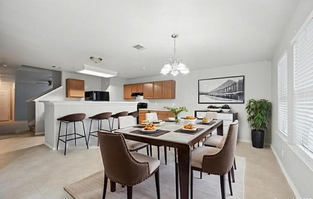 3-bedroom rental at 7439 Circle Farm in San Antonio, TX — photo 4