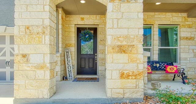 Home for sale at 11224 Hill Top Bend in Helotes, TX — photo 4