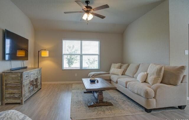 3-bedroom rental at 13126 Rosemary Cv in San Antonio, TX — photo 4